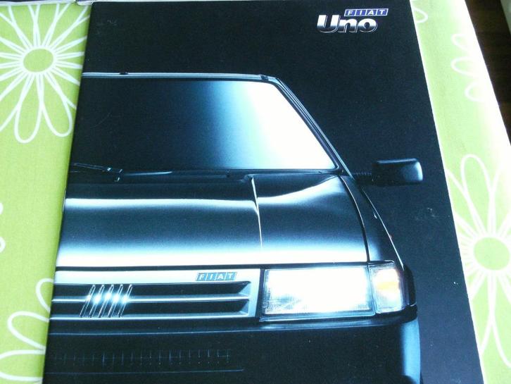 Autofolders Fiat o.a. uit 1988, Boeken, Auto's | Folders en Tijdschriften, Zo goed als nieuw, Overige merken, Ophalen of Verzenden