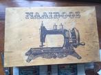Oude houten etage naaidoos vv inhoud, Antiek en Kunst, Ophalen of Verzenden