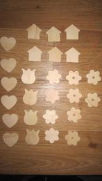Houten knutsel figuren bloemen-harten-huisjes en tulpen., Ophalen of Verzenden, Nieuw, Materiaal