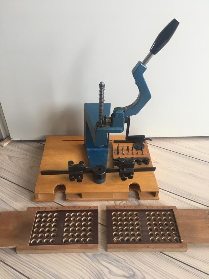 Elma Verbusapparaat –  Horlogemakers gereedschap, Antiek en Kunst, Antiek | Gereedschap en Instrumenten, Ophalen
