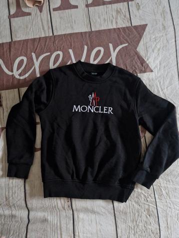 Moncler trui 122/128 z.g.a.n beschikbaar voor biedingen