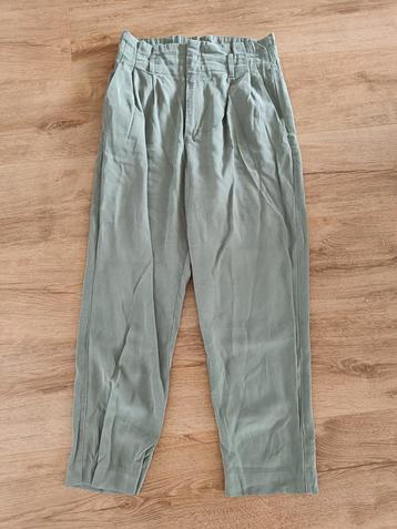 2x high waist dames broeken, camel en groen maat 40P beschikbaar voor biedingen