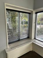 Zwarte Luxaflex Houten Jaloezie 160x146, Huis en Inrichting, 100 tot 150 cm, Zwart, Ophalen of Verzenden, Zo goed als nieuw