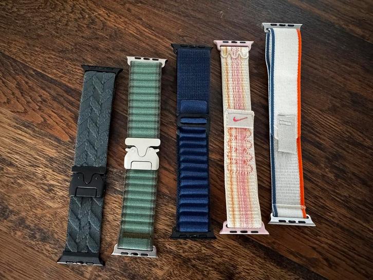apple watch bandjes., Telecommunicatie, Wearable-accessoires, Nieuw, Bandje, Verzenden