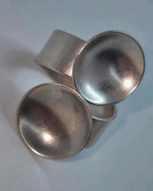 Aparte zilveren ring, Sieraden, Tassen en Uiterlijk, Ringen, Gebruikt, Dame of Heer, Zilver, Verzenden