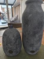 Te koop, 2 mooie nieuwe vazen (brynxz), Huis en Inrichting, Ophalen, Aardewerk of Porselein, Minder dan 50 cm