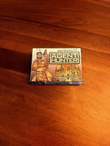 Agent Hunter card game beschikbaar voor biedingen