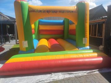 Springkussen te huur 4,5 bij 5,5 meter beschikbaar voor biedingen