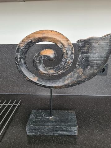 Grote jachthoorn van hout (decoratie) 50 x 40 cm beschikbaar voor biedingen