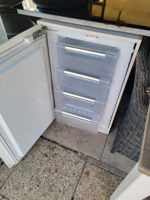 Siemens inbouw vriezer GI18DA50, Witgoed en Apparatuur, Vriezers en Diepvrieskisten, Gebruikt, Inbouw, Vrieskast, Minder dan 60 cm