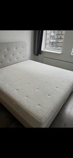 IKEA Kingsize Bed met Matras & Hoofdbord - Zo Goed Als Nieuw, Huis en Inrichting, Ophalen, Wit, Tweepersoons, Zo goed als nieuw