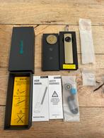 Olight Arkfeld Ultra LED-UV-Laser Zaklamp Oplaadbaar, Caravans en Kamperen, Zaklampen, Ophalen of Verzenden, Nieuw, Accu