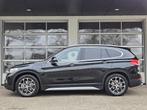 BMW X1 xDrive25e X Line | SPORTSTOELEN | NAVIGATIE PLUS | CA, Gebruikt, Leder en Stof, Zwart, Plug-in hybride