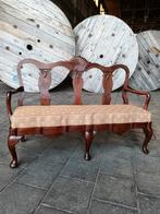 Antiek bankje, nieuw gestoffeerd., Ophalen, Hout, Minder dan 75 cm, Tweepersoons