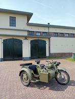 Dnepr MT met zijspan in WO2 legeruitvoering, 650 cc, 12 t/m 35 kW, 2 cilinders