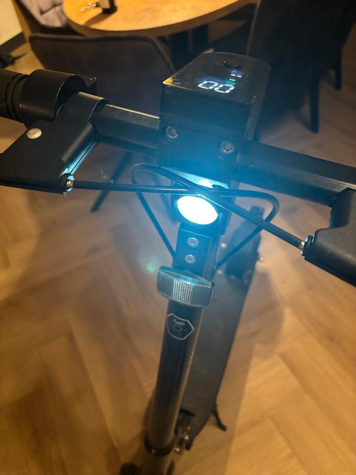 Elektrische Swapstep van PON., Fietsen en Brommers, Steps, Gebruikt, Elektrische step (E-scooter), Ophalen of Verzenden