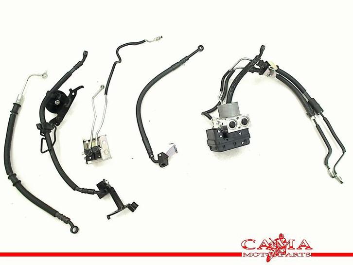 ABS POMP Yamaha YZF R3 R25 2019- (YZF-R25 YZF-R3 B7P), Motoren, Onderdelen | Yamaha, Gebruikt