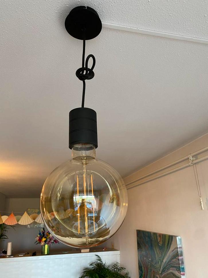 Calex XXL LED lampen (2 stuks) + Calex hangfitting, Huis en Inrichting, Lampen | Hanglampen, Zo goed als nieuw, Minder dan 50 cm