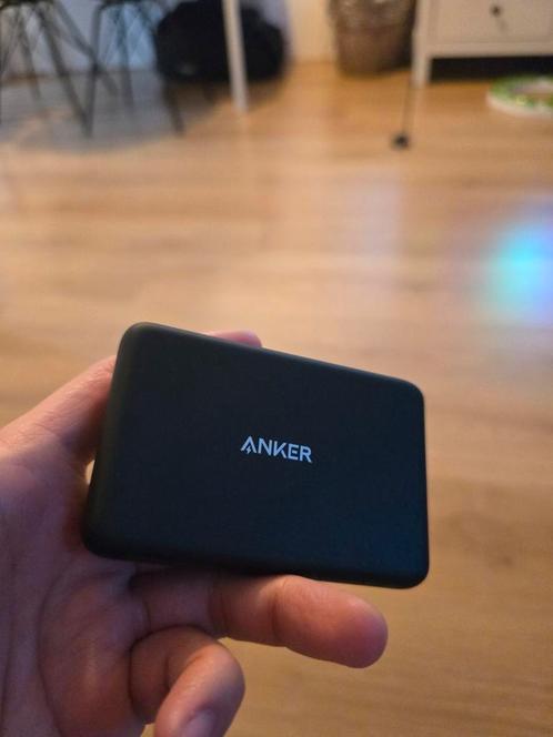 Anker powercore magnetic 5k (black) usb c for all phone🔥🔥, Telecommunicatie, Powerbanks, Nieuw, Ophalen of Verzenden