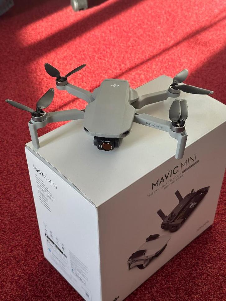 DJI MAVIC MINI FLY MORE COMBO MET 5 ACCU'S !, Audio, Tv en Foto, Drones, Zo goed als nieuw, Cameradrone, Topkwaliteit, DJI, Minder dan 250 gram