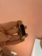 Fitbit luxe gold met gouden bandje en andere bandjes, Sieraden, Tassen en Uiterlijk, Activity trackers, Ophalen of Verzenden, Zo goed als nieuw