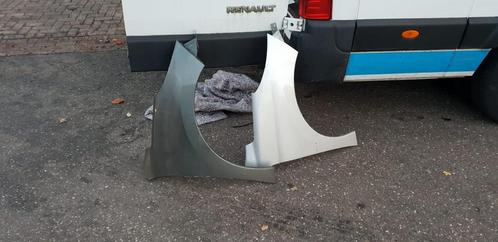 PEUGEOT 207 VOORSCHERM 2 KEER BJ 2007, Auto-onderdelen, Carrosserie en Plaatwerk, Spatbord, Gebruikt, Ophalen of Verzenden
