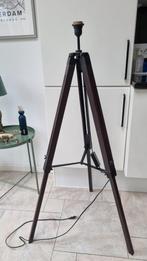 3 poot houten Vloerlamp, Ophalen, Zo goed als nieuw, Hout, 150 tot 200 cm