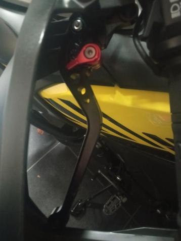 Gezocht Originele rem+ koppelingshendel Suzuki v strom 1000  beschikbaar voor biedingen