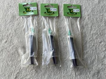 adv 298 / NIEUW 1 set van 3 injectienaalden beschikbaar voor biedingen