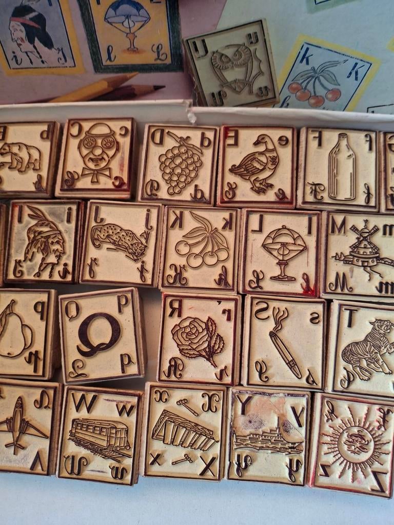 Stempelset alfabet, Hobby en Vrije tijd, Stempelen, Ophalen of Verzenden, Gebruikt, Clearstamp