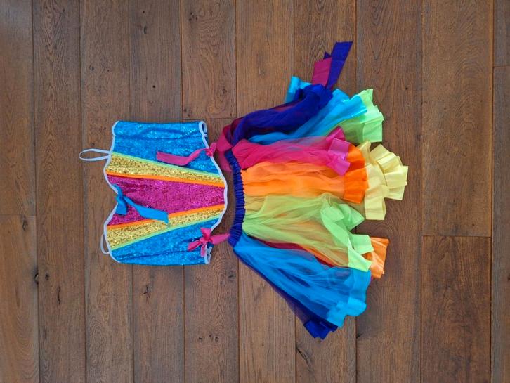 Complete carnaval loopgroep, Kleding | Dames, Carnavalskleding en Feestkleding, Zo goed als nieuw, Kleding, Carnaval, Maat 46/48 (XL) of groter