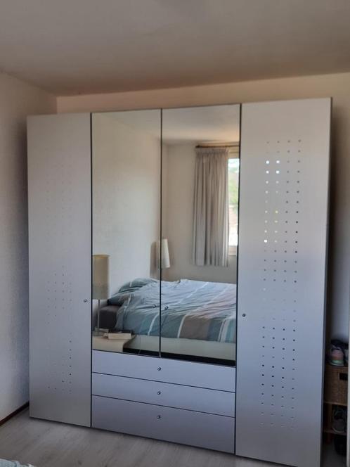 Slaapkamerkast, Huis en Inrichting, Kasten | Kledingkasten, Gebruikt, 200 cm of meer, 200 cm of meer, 50 tot 75 cm, Met lade(s)