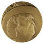 SCHROEFDAALDER 2005 Willem Vis : Jubileum Beatrix º, Postzegels en Munten, Penningen en Medailles, Verzenden, Overige materialen