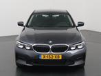 BMW 3-serie 318i Business Edition Plus | Sportstoelen | Lede, Auto's, Te koop, 1465 kg, Zilver of Grijs, Geïmporteerd