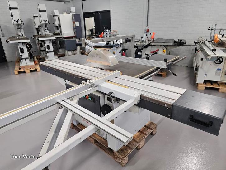 Robland Formaatzaag Type E300 met voorritser, Doe-het-zelf en Verbouw, Gereedschap | Zaagmachines, Gebruikt, Overige typen, 1200 watt of meer