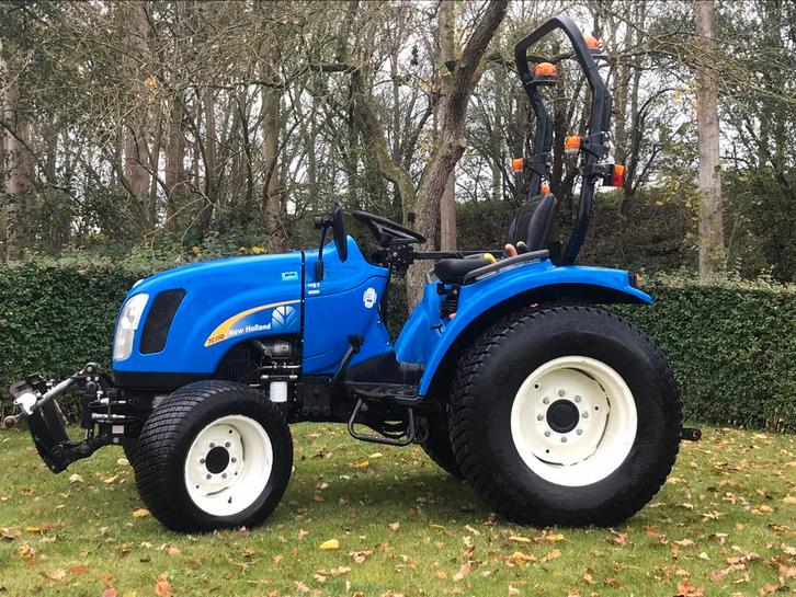 New Holland TC35DA  4wd Hst, Zakelijke goederen, Agrarisch | Tractoren, 2500 tot 5000, New Holland, tot 80 Pk, Gebruikt, Ophalen of Verzenden