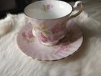 Fine Bone China Queens kop en schotel., Antiek en Kunst, Antiek | Servies los, Ophalen of Verzenden