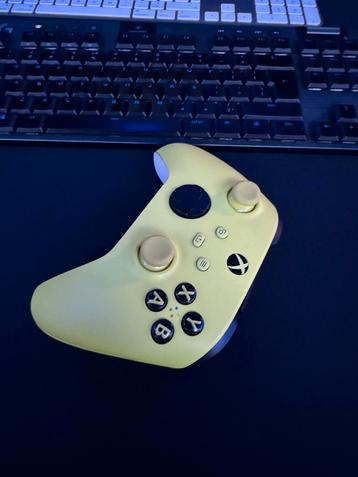 Xbox one x controller met usb c aansluiting werkt perfect beschikbaar voor biedingen