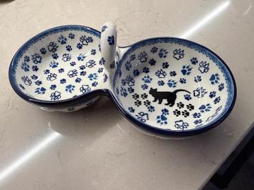 Bunzlau dubbel voerschaaltje kat  beschikbaar voor biedingen