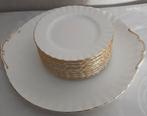 Royal Albert Val D’or gebakstel, Antiek en Kunst, Antiek | Servies los, Ophalen of Verzenden