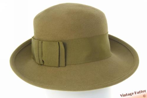 Vintage Dameshoed Tonak grijzig groen vilt 56 in goede staat, Kleding | Dames, Hoeden en Petten, Zo goed als nieuw, Hoed, 56 of 57 cm (M, 7 of 7⅛ inch)