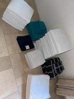 Pakket badlakens handdoeken 135x65 100x45 60x45, Huis en Inrichting, Badkamer | Badtextiel en Accessoires, Ophalen of Verzenden