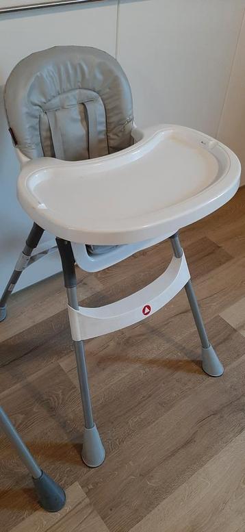 Kinderstoel beschikbaar voor biedingen