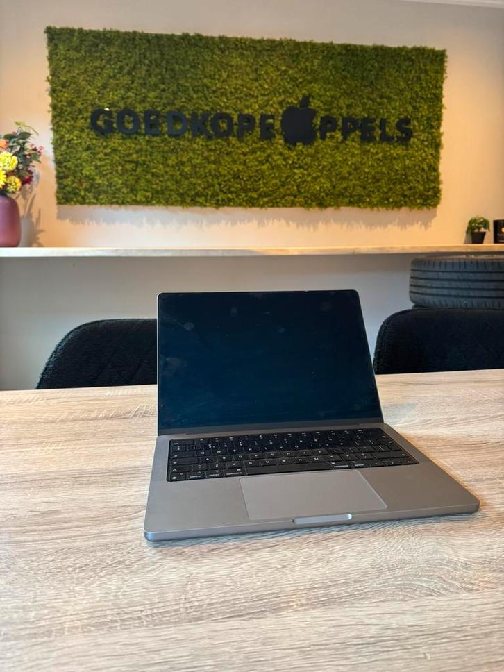 MacBook Pro 14 inch m2 | defect, Computers en Software, Apple Macbooks, MacBook Pro, Overige groottes, Ophalen