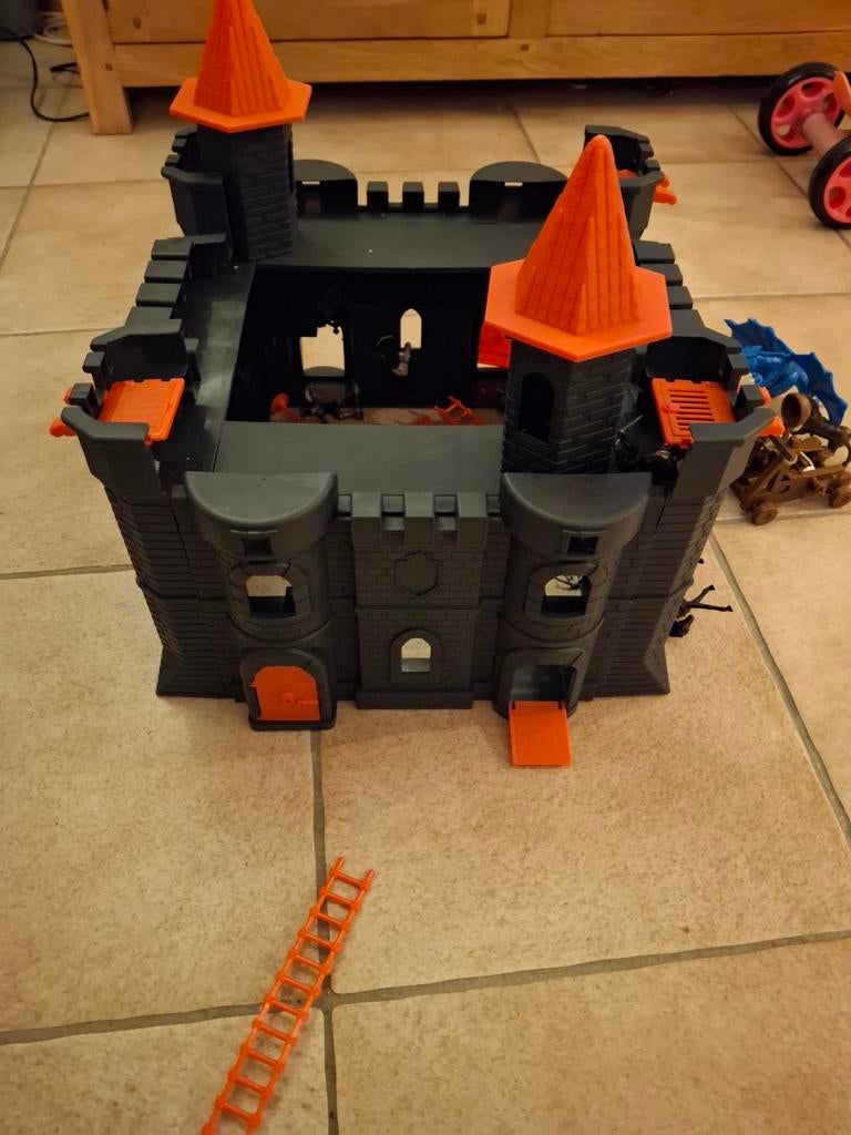 Ridderkasteel met Figuren, Ophalen of Verzenden, Gebruikt, Complete set