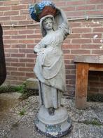 Curiosa groot beeld vrouw dame met druiven druivenmand 77cm, Tuin en Terras, Tuinbeelden, Ophalen, Gebruikt, Onbekend, Onbekend
