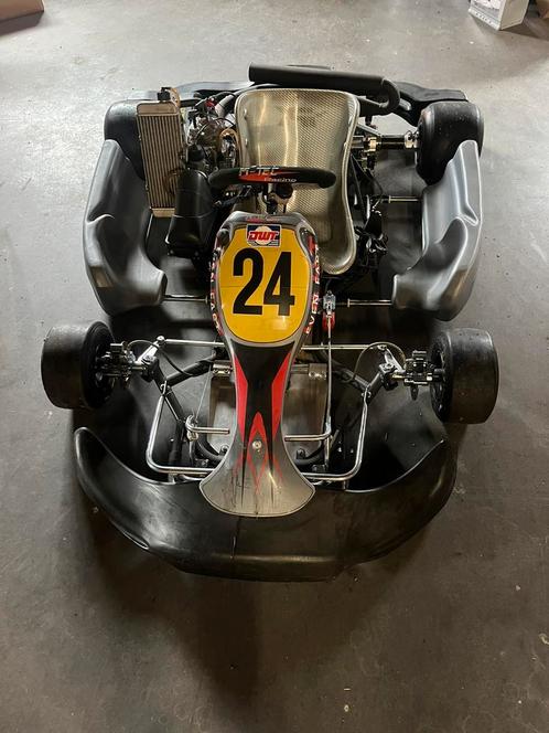 Rotax max kart 125cc, Sport en Fitness, Karting, Gebruikt, Kart, Ophalen