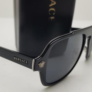 Versace Zonnebril Modelnummer 2199 beschikbaar voor biedingen