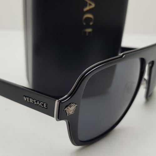 Versace Zonnebril Modelnummer 2199, Sieraden, Tassen en Uiterlijk, Zonnebrillen en Brillen | Heren, Zo goed als nieuw