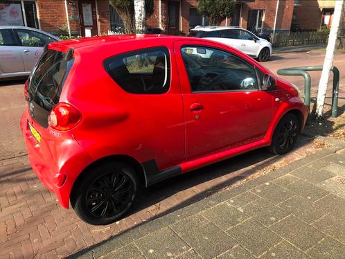 Toyota 2005 Rood, Auto's, Toyota, Particulier, Aygo, Benzine, Hatchback, Handgeschakeld, Geïmporteerd, Rood, Ophalen